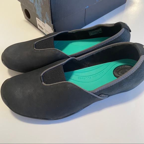 Teva Niyama Slip On Black 7.5 - Picture 2 of 6